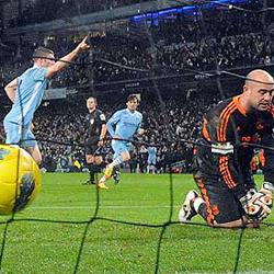 Manchester City 3 Liverpool 0 - match report