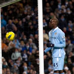 Manchester City 5 Norwich City 1 - match report
